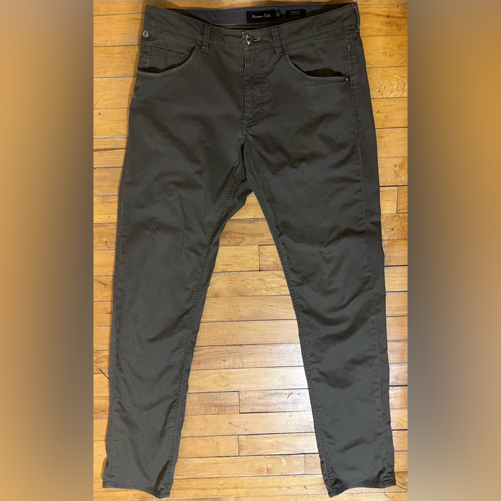 Massimo Dutti Casual Slim Fit Men’s Chinos Tapered Fit Olive Green Textured (30)